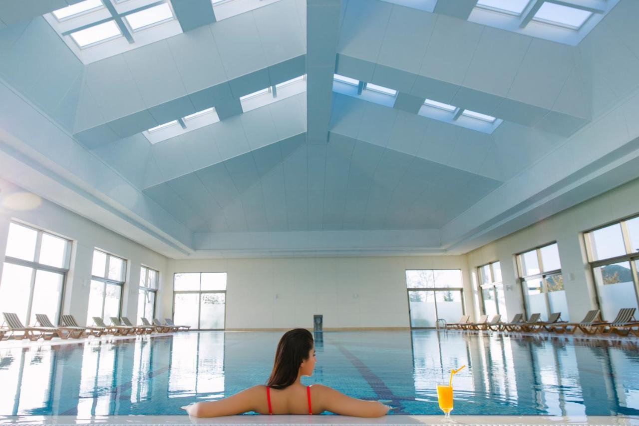 Gabala Garden Hotel Zewnętrze zdjęcie The indoor pool at the hotel